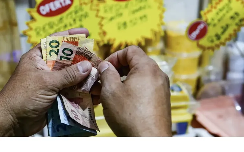 Imagem ilustrativa da imagem MERCADO FINANCEIRO REDUZ PREVISÃO DA INFLAÇÃO DE 4,63% PARA 4,59%