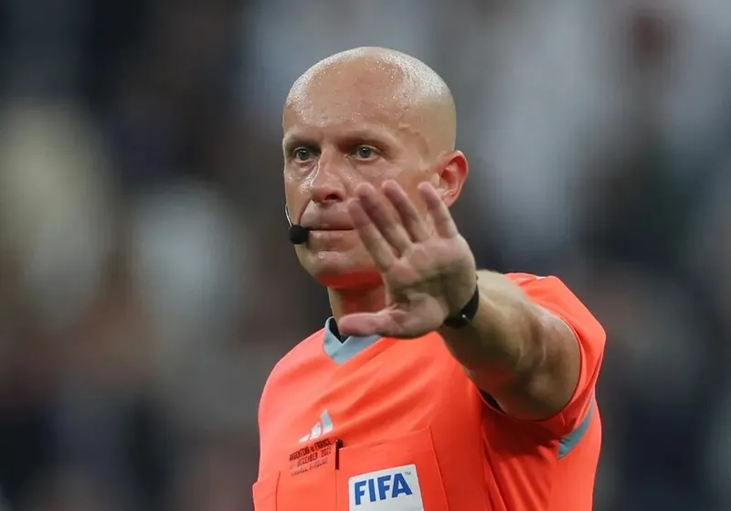 Árbitro também apitou a final da Copa do Mundo 2022
