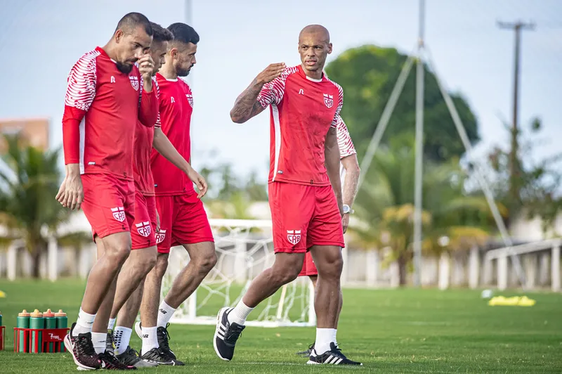 Anderson Conceição decepcionou em sua segunda temporada vestindo a camisa regatiana