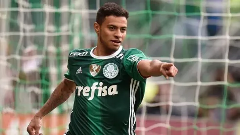 Após ser preso por dever pensão alimentícia, nessa terça-feira (9), Cleiton Xavier realizou os pagamentos, mas passou a noite detido