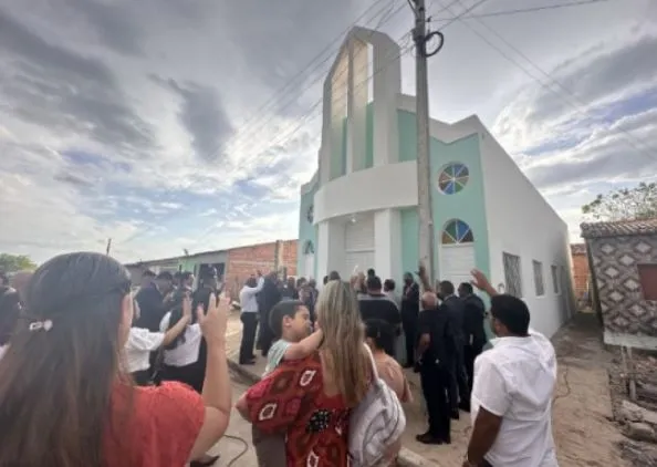 Um dos templos da Assembleia de Deus que foi inaugurado no campo eclesiástico de Palestina-AL, no último sábado (27)