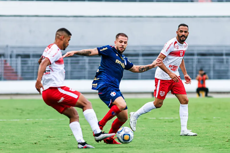 No jogo anterior, válido pela segunda rodada da Copa do Nordeste, o CRB venceu o Fortaleza, por 1 a 0, no Estádio Rei Pelé