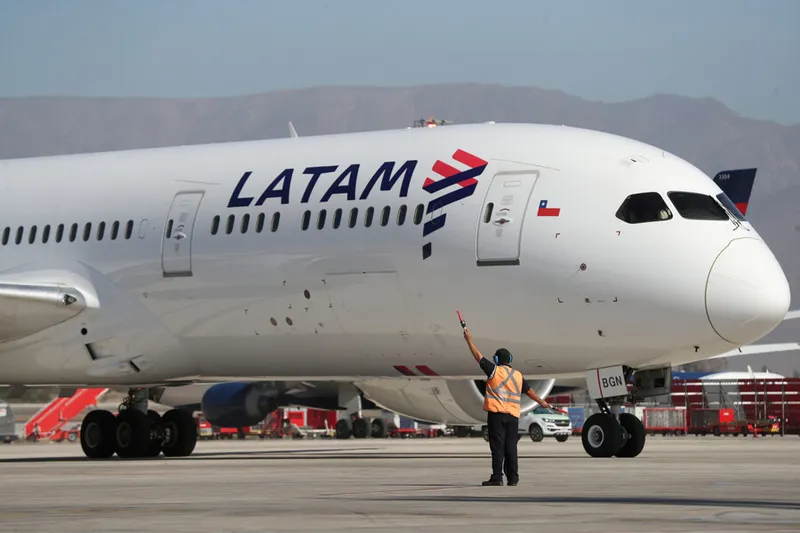 A Latam afirmou em nota que “está em contato permanente com todas as partes interessadas relevantes em matéria de frota”