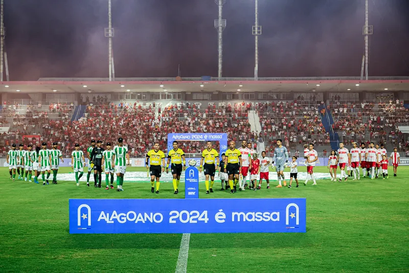 Murici e CRB vão se enfrentar no primeiro duelo pela vaga na grande final do Campeonato Alagoano, mas partida será no José Gomes da Costa, em Murici