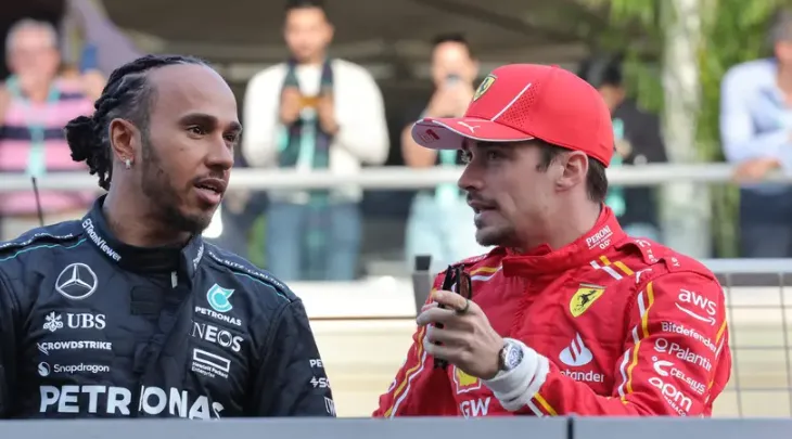Inglês Lewis Hamilton e o monegasco Charles Leclerc serão colegas de equipe em 2025