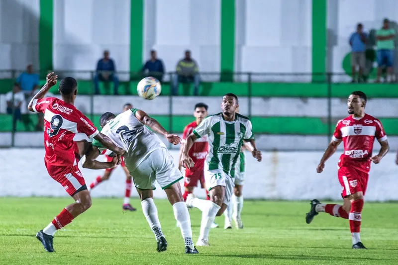 Copa AL: CRB e Murici duelaram no Estádio José Gomes da Costa