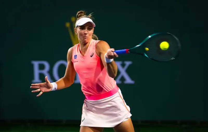 Número 1 do Brasil e 13ª do mundo, Beatriz Haddad perdeu, de virada, para a russa Anastasia Pavlyuchenkova