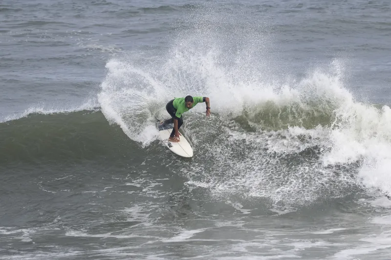 Realizado na Praia do Francês, Circuito Banco do Brasil Surfe 2024 promove cinco etapas do Qualifying Series
