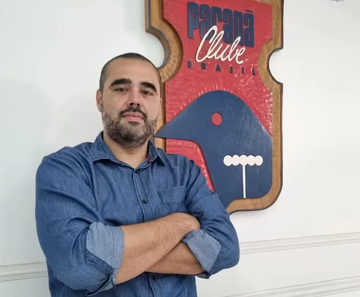 Carlos Bonatelli fechou com o CSA, para ser seu Executivo de Futebol, e era aguardado nessa terça