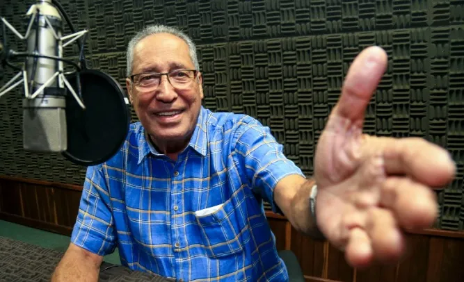 Na Organização Arnon de Mello (OAM), Arivaldo Maia fez uma linda trajetória no Timaço da Gazeta (98,3FM) e também na Gazeta de Alagoas, onde tinha um blog sobre o futebol de Alagoas