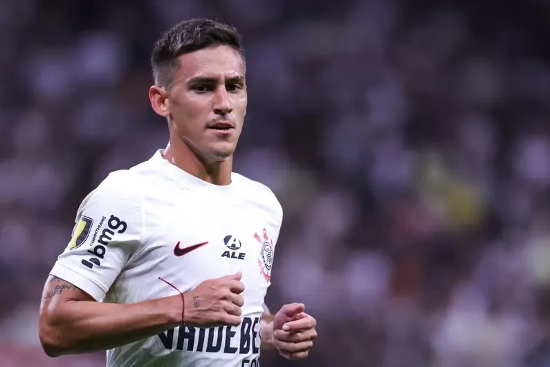 Matías Rojas rescindiu contrato com o Corinthians no início do ano e alegou atrasos nos direitos de imagem e salários