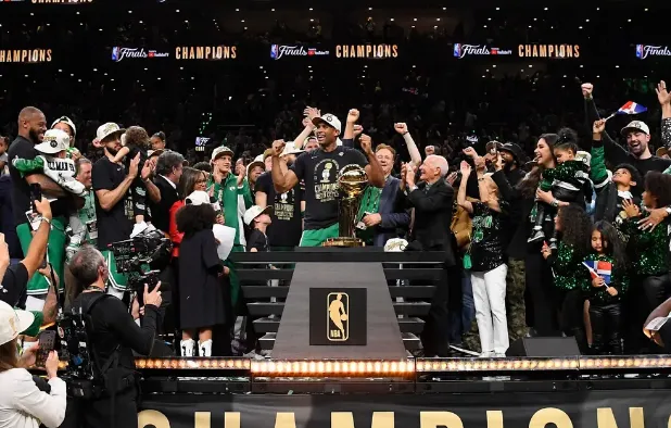 Boston Celtics busca reforçar o time que venceu a NBA