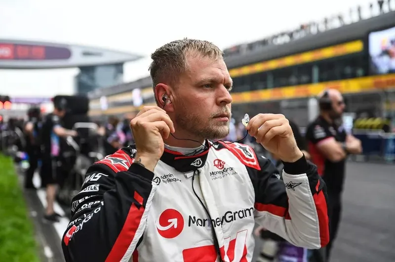 Kevin Magnussen vai sair da Haas