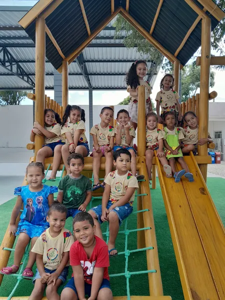 Na semana da criança, instituto ganhou novo espaço recreativo e playground