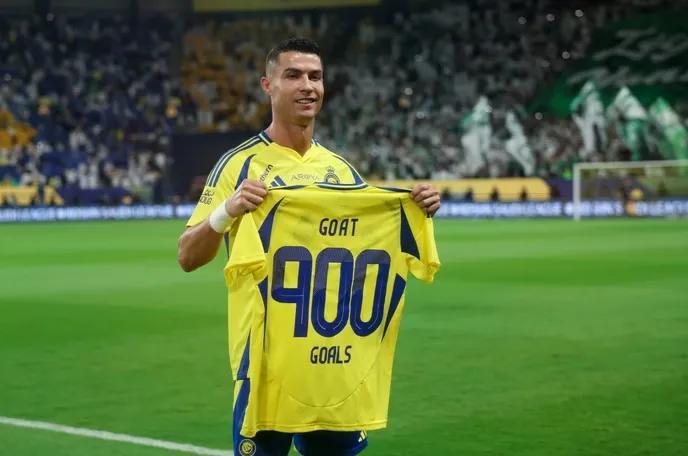 Cristiano Ronaldo chegou ao gol de número 900 recentemente