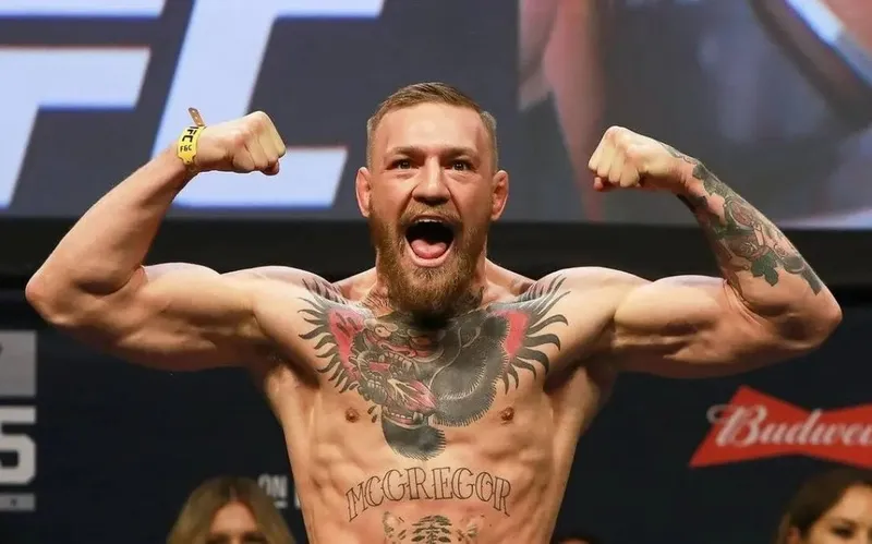 Conor McGregor conquistou o cinturão dos penas no UFC 194