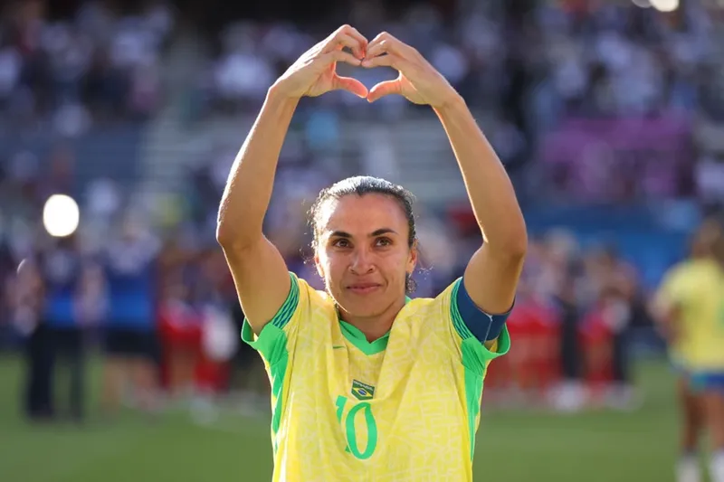 A alagoana Marta foi premiada em Doha, capital do Catar
