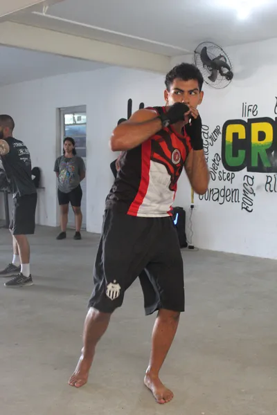 Estudante de Educação Física na Ufal, alagoano Lucas Freitas tem contato com as artes marciais desde a infância