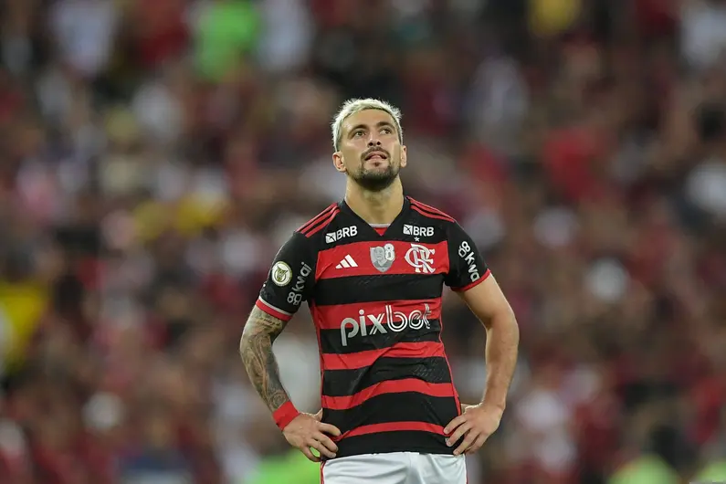 Arrascaeta em ação pelo Flamengo