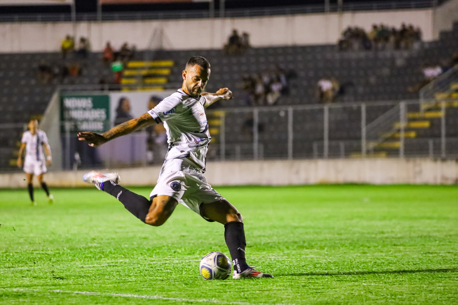 Alvinegro vem de empate com Falcon e agora pega o Confiança