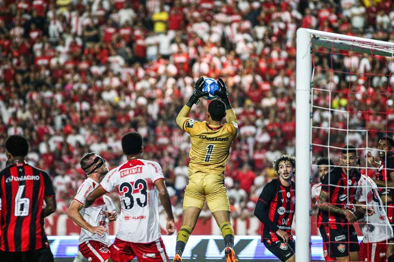 No último encontro, Galo goleou o Leão por 6 a 0, no Trapichão