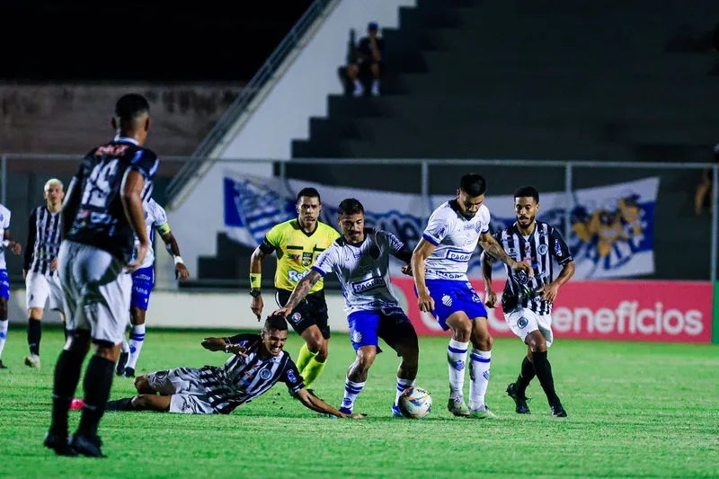 CSA e ASA entram em campo, neste sábado, em partida decisiva para ambos, no Estádio Rei Pelé