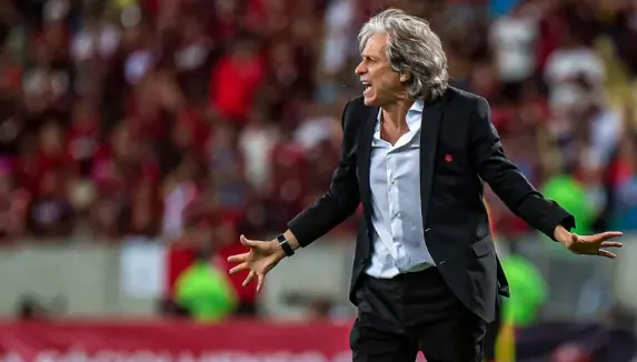 Jorge Jesus durante partida do Flamengo em 2019