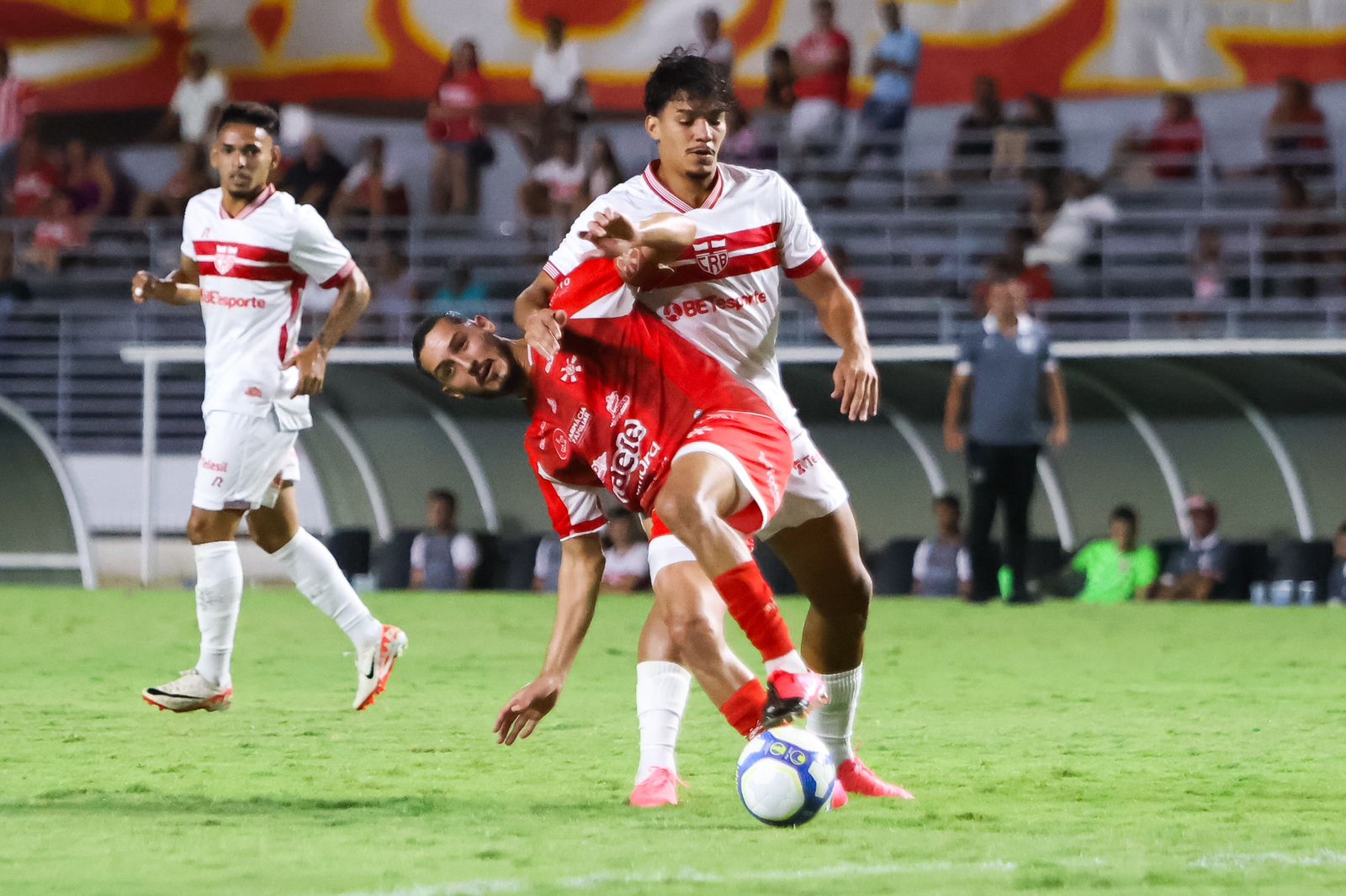 CRB e Penedense iniciam a briga pela final do Campeonato Alagoano em duelo neste sábado (15)