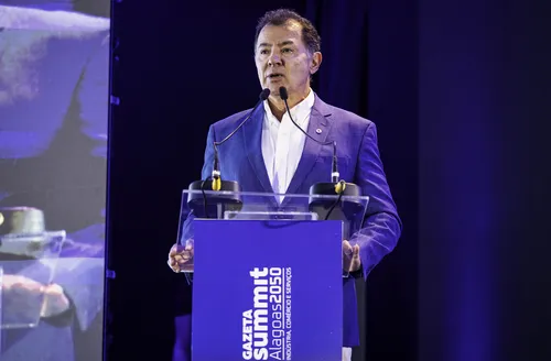 ‘AL precisa construir sua própria agenda de desenvolvimento’