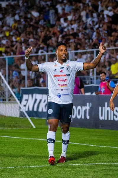 Michel Douglas tem nove gols marcados na Série D de 2026