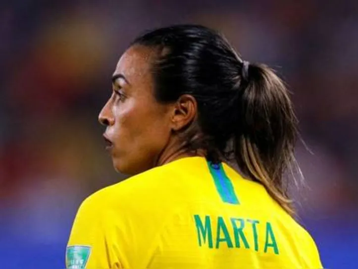 Imagem ilustrativa da imagem CÂMARA DE MACEIÓ VAI ENTREGAR TÍTULO DE CIDADÃ HONORÁRIA A JOGADORA MARTA