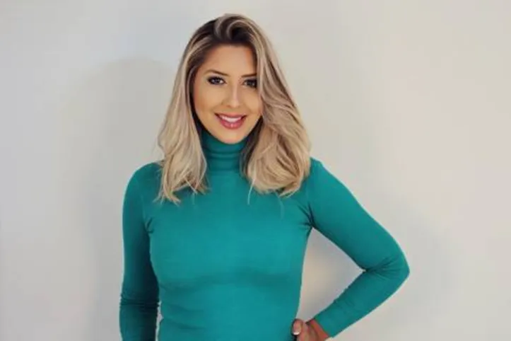 PALMYRA SANTA ROSA, cirurgiã dentista especialista em harmonização orofacial, passará o Dia do Dentista (25 de outubro) recebendo os parabéns pelo trabalho que realiza