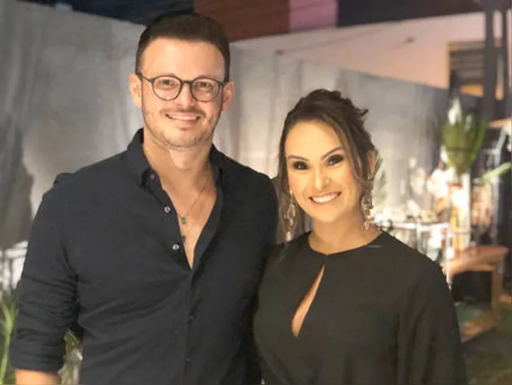 Bigshot da Cinex Archi em Alagoas, CARLA BASTOS recrutou o savoir faire do chef WANDERSON MEDEIROS para pilotar o cocktail que deu start à marca