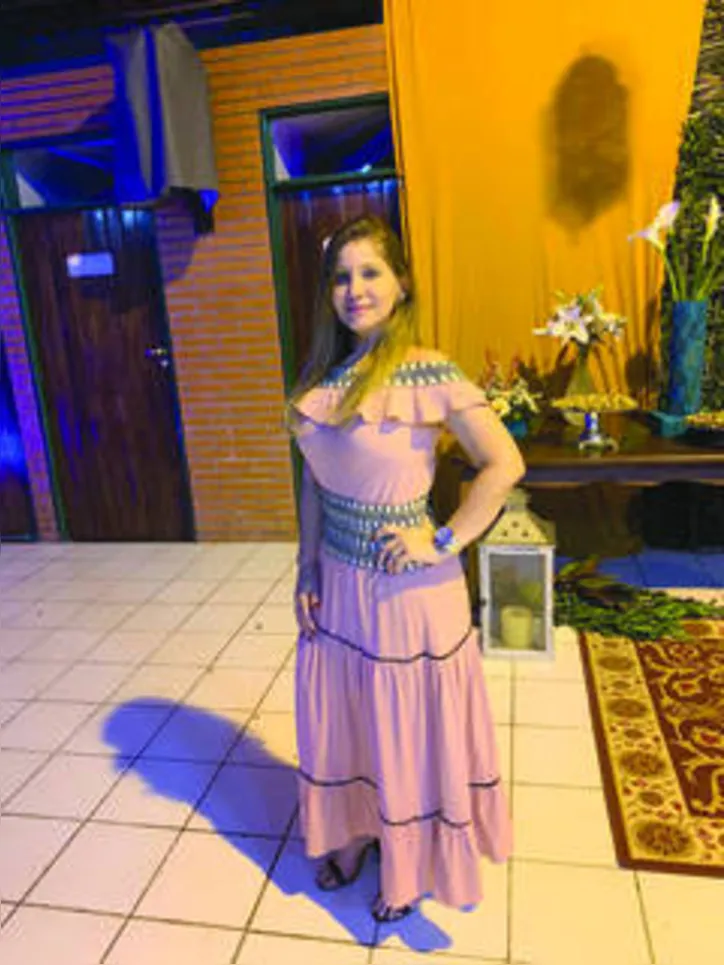 SAMYLLA BRAGA completando hoje mais uma primavera – literalmente