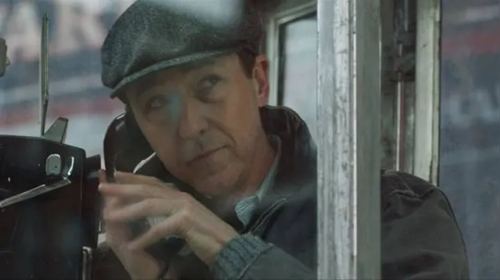 Imagem ilustrativa da imagem EDWARD NORTON ACELEROU FILME POR CAUSA DE TRUMP