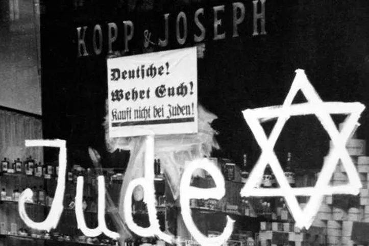 Estabelecimento comercial é vandalizado com a mensagem: “Alemães, defendam-se, não comprem de judeus”