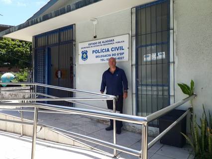 Delegacia do 6º Distrito Policial, no bairro de Cruz das Almas, é uma das que estão sem plantão noturno