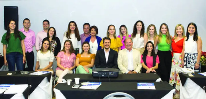 Quota extra dos médicos da Otoclinic recebeu o especialista em voz, SILVIO VASCONCELOS para mais um módulo do curso de laringologia avançada