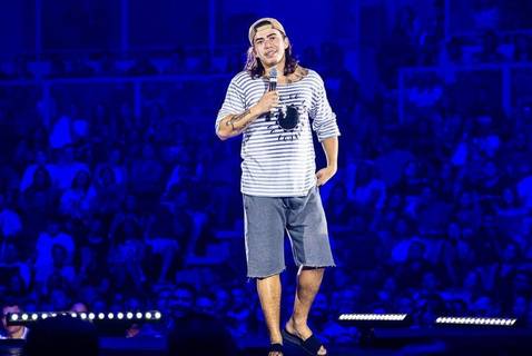 Humorista Whindersson Nunes retorna a Maceió e a Arapiraca com seu novo show, “A Volta do Que Não Foi”