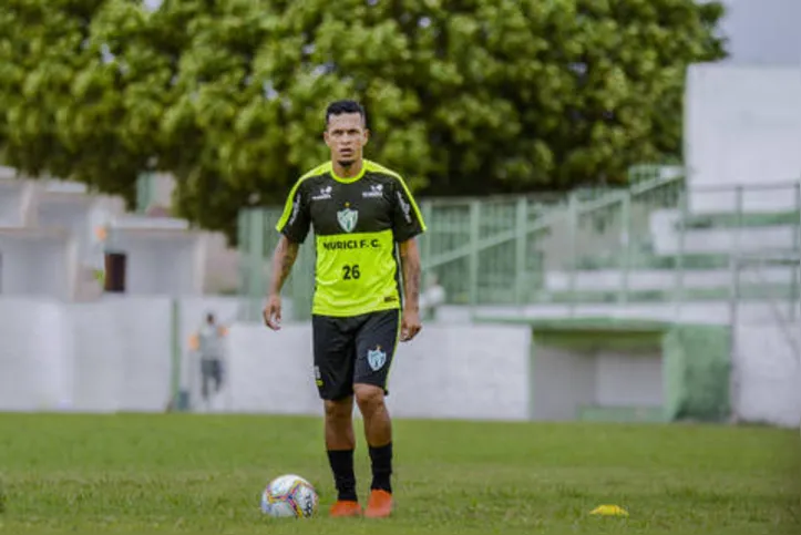 Cria do CSA, Souza está de volta ao futebol alagoano

