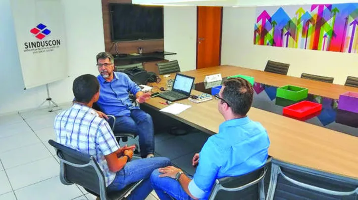 Empresários esclarecem dúvidas sobre financiamento