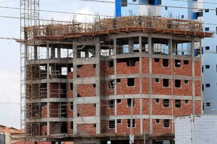 As obras de instalação lideraram a geração de empregos no setor de construção civil

