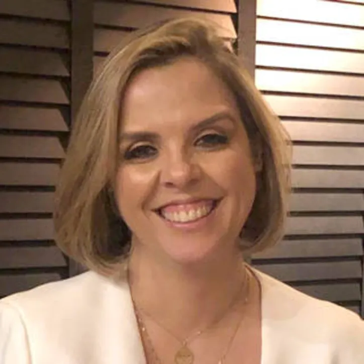 Presidente da Comissão do Direito da Moda da OAB, ADENISE VIEIRA RIBEIRO foi a aniversariante mais lembrada de ontem
