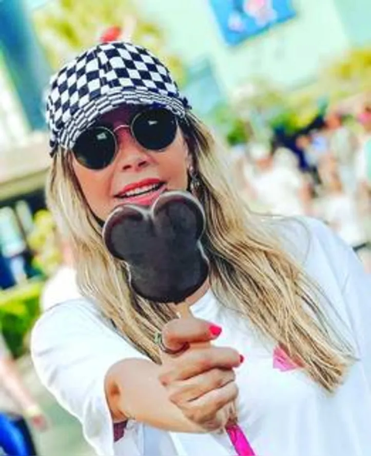 Já a influencer CAROL GAIA emendou LA e NY com uma visita ao Mickey