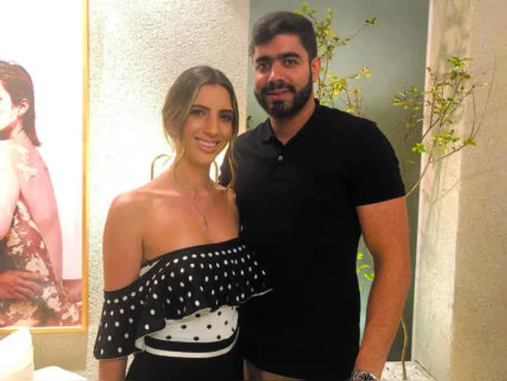 Com seu husband na moldura, CAMILA OITICICA relembra o título de melhor ambiente da II Mostra Arq+Design Fabricatto