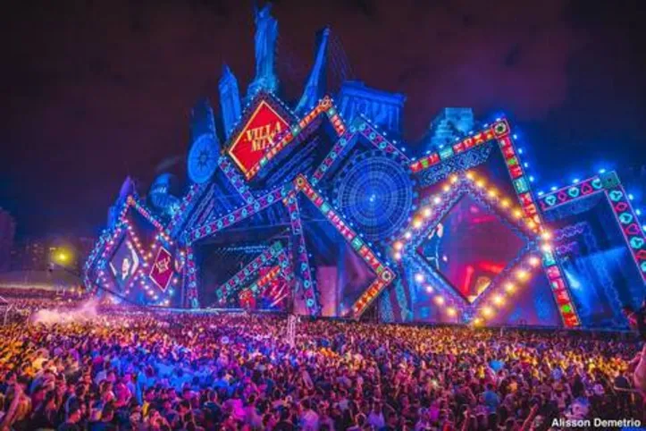 Megaestrutura de palco está sendo montada para edição alagoana do VillaMix