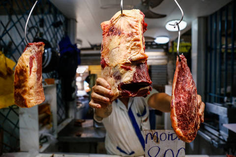 Preço da carne influenciou resultado da inflação no ano passado, segundo o IBGE