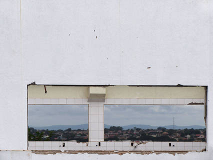 Exposição Deslimites provoca público a se colocar no lugar dos moradores dos bairros afetados por rachaduras