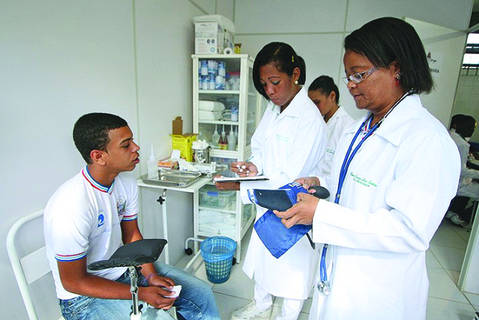 Concurso da Sesau Recife oferece vagas em diversas especialidades na área da saúde