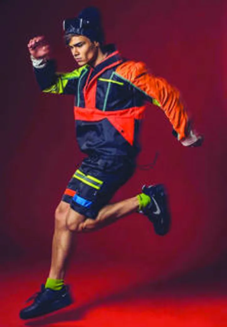 Com carreira ascendente, o model alagoano BRUNO SANTANA em photoshoot na Tailândia